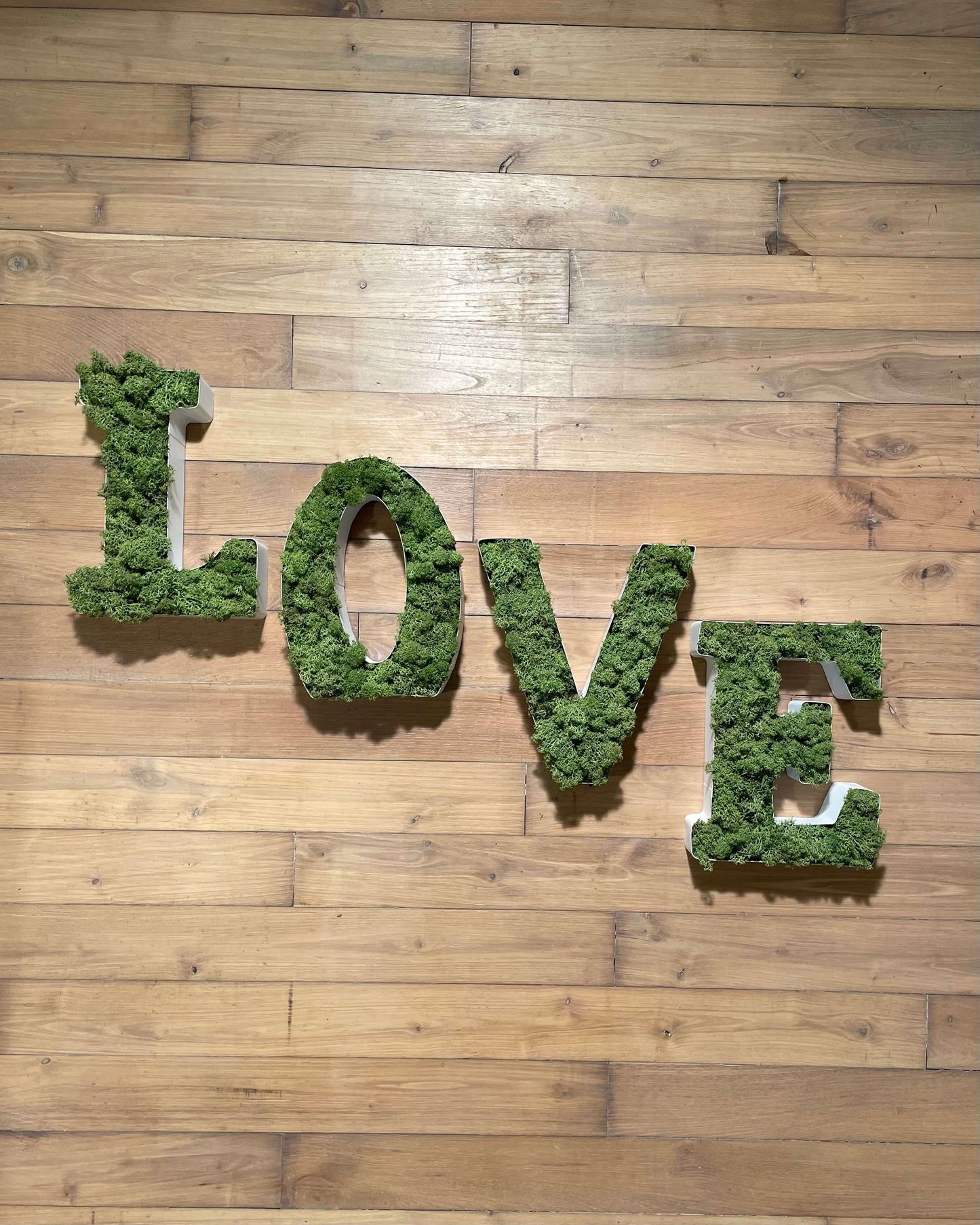Lettres en métal LOVE Lichen & CO