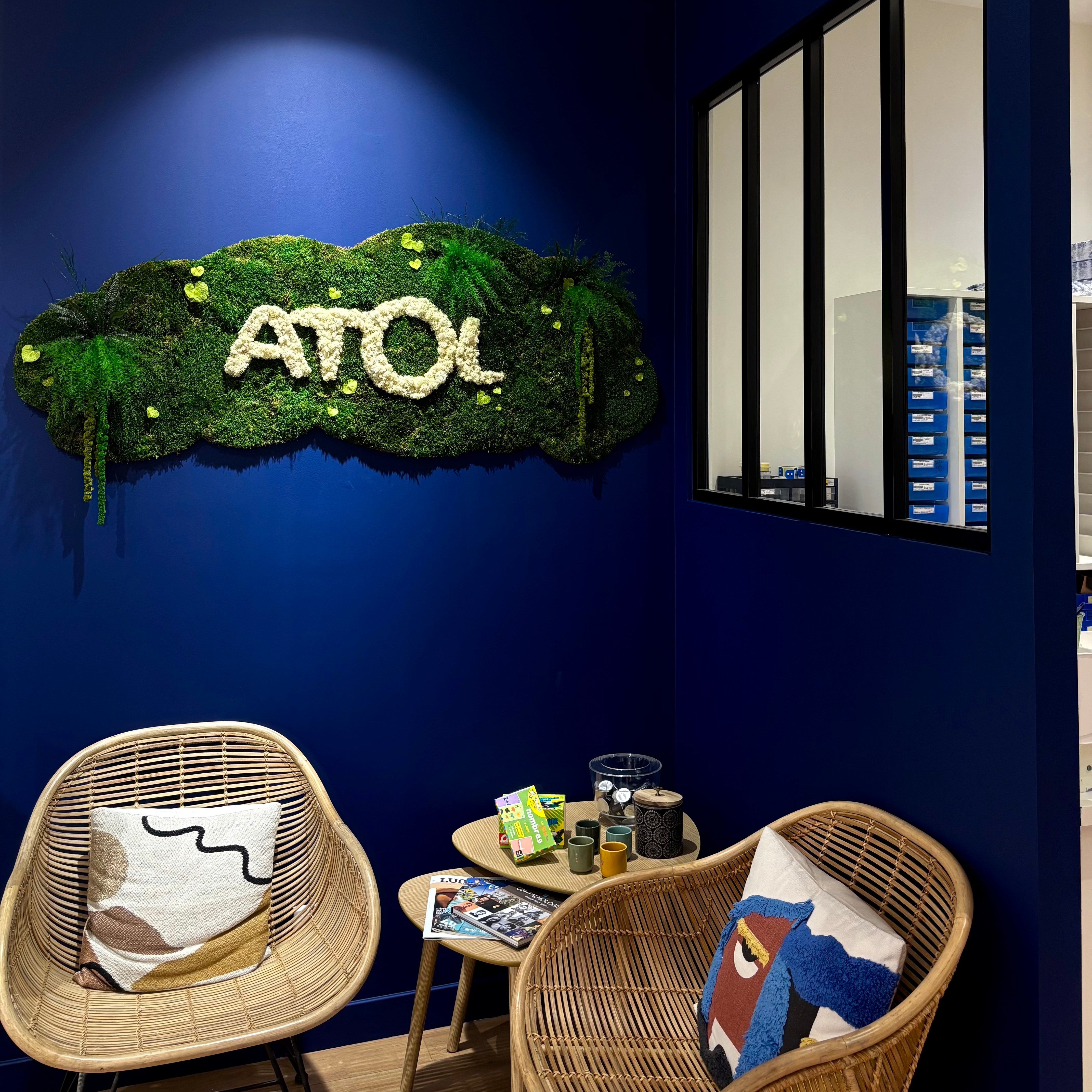 Logo végétal lichen stabilisé opticien Atol Herbignac presqu'île guérandaise